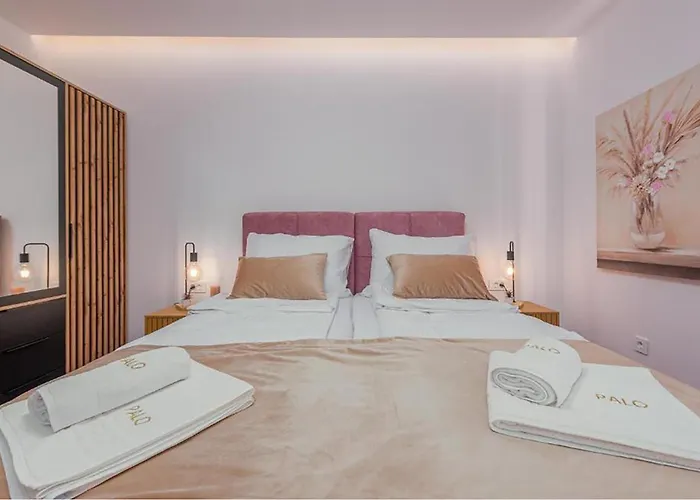 2 Bedroom Gorgeous In Apartamento