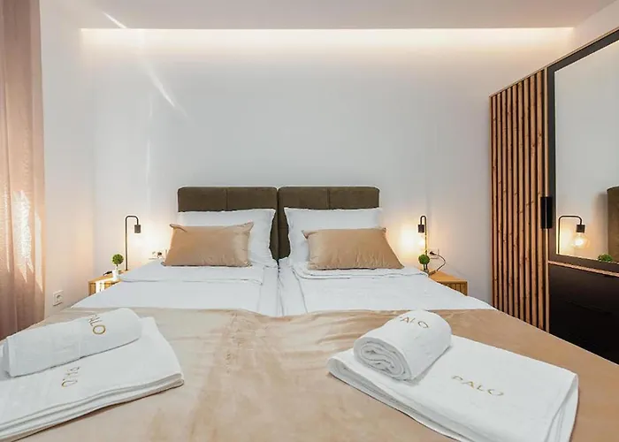 2 Bedroom Gorgeous In Apartamento *