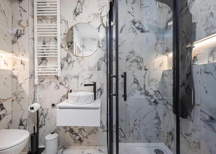 2 Bedroom Gorgeous In