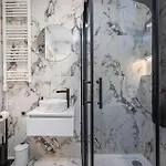 2 Bedroom Gorgeous In